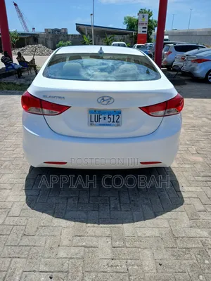 Hyundai Elantra 2013 White