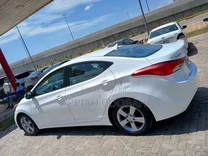 Hyundai Elantra 2013 White