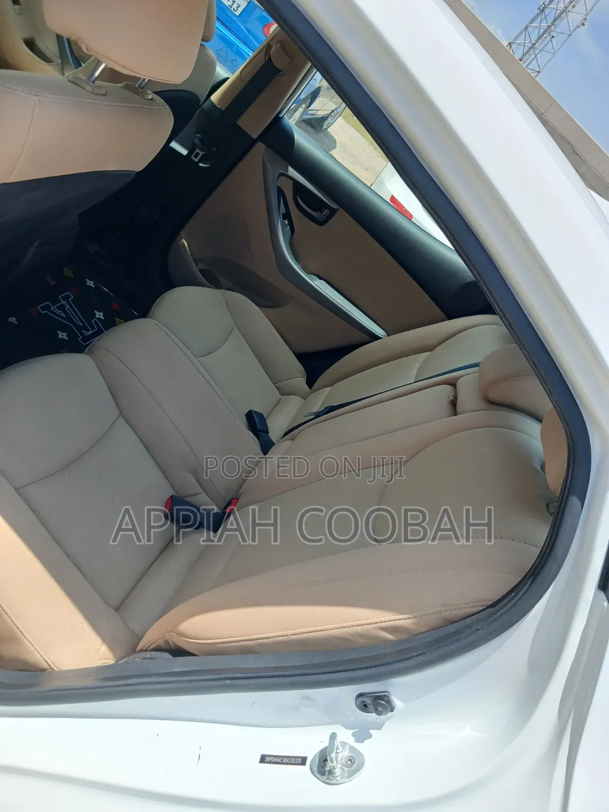 Hyundai Elantra 2013 White