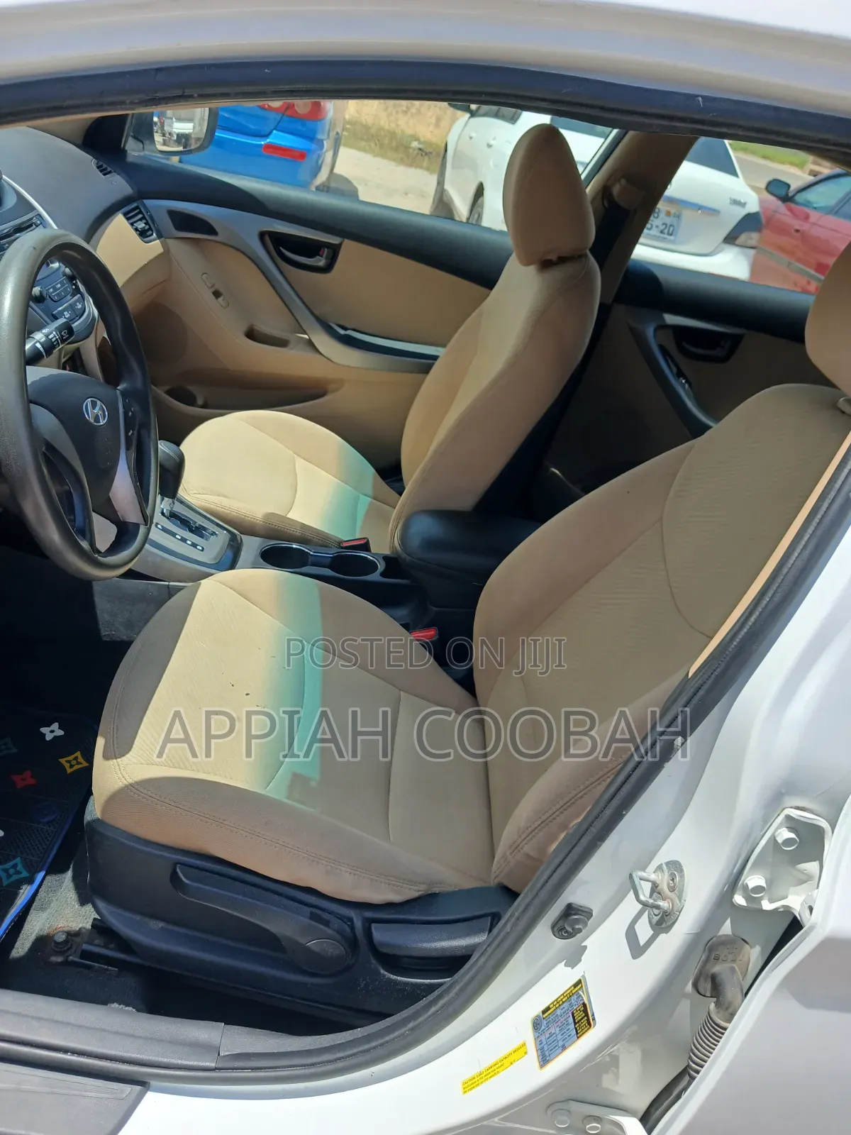 Hyundai Elantra 2013 White