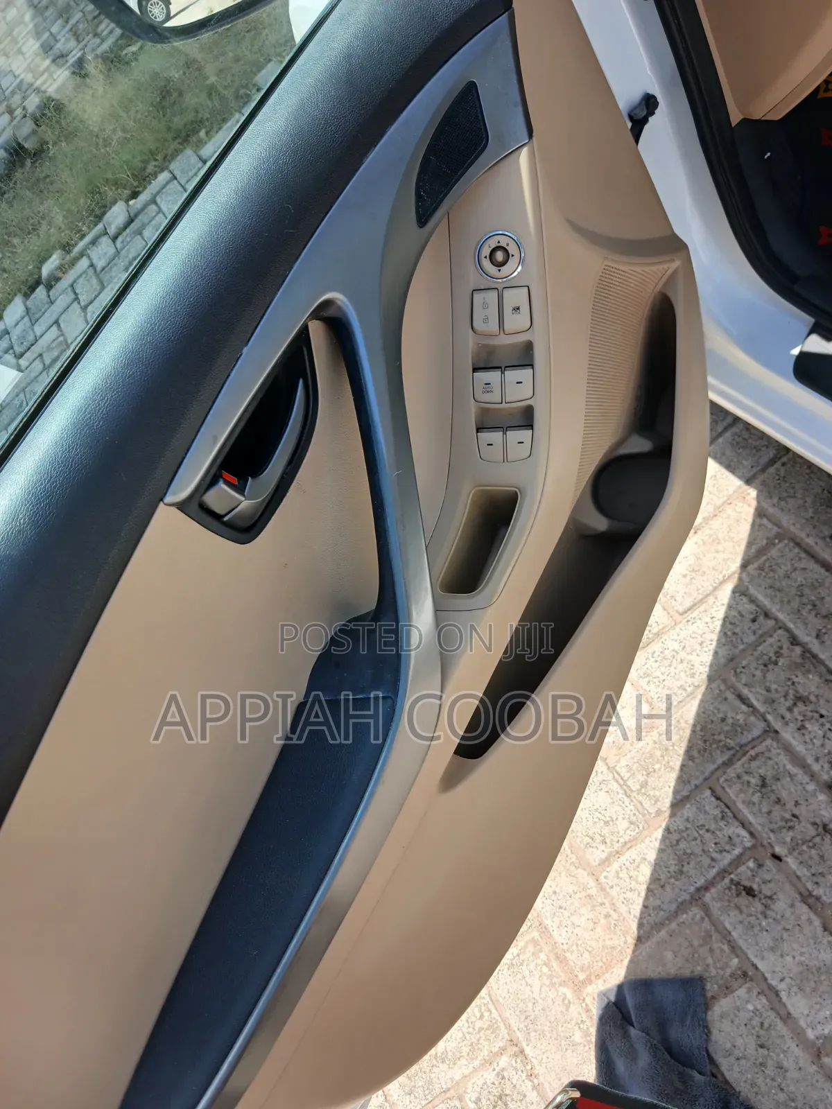Hyundai Elantra 2013 White