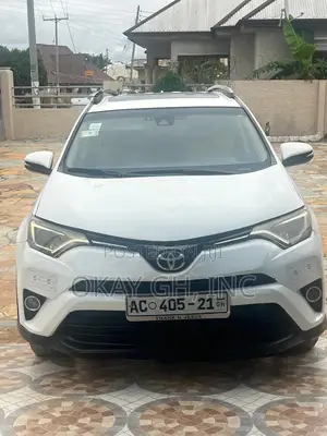 Toyota RAV4 2018 White