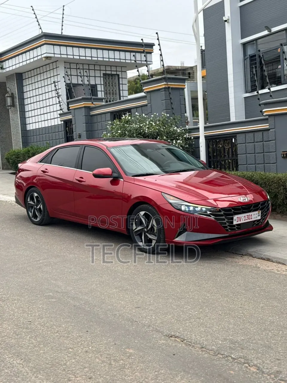 Hyundai Elantra Limited 2021 Red