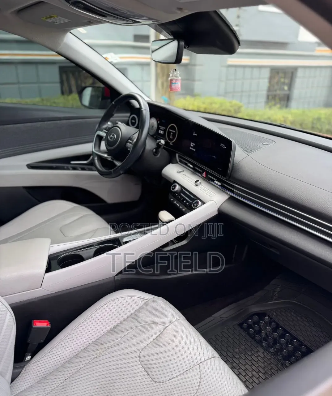 Hyundai Elantra Limited 2021 Red
