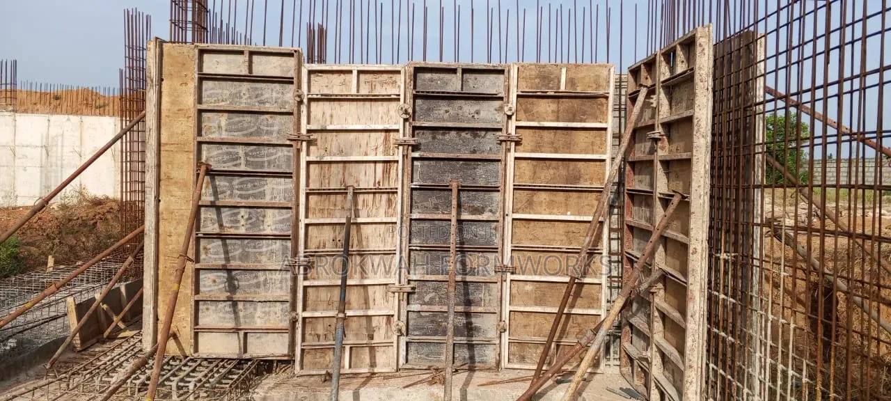 Plywood/Acro Jacks /Props/Retaining Wall/Lift Formwork /Tank /Decking