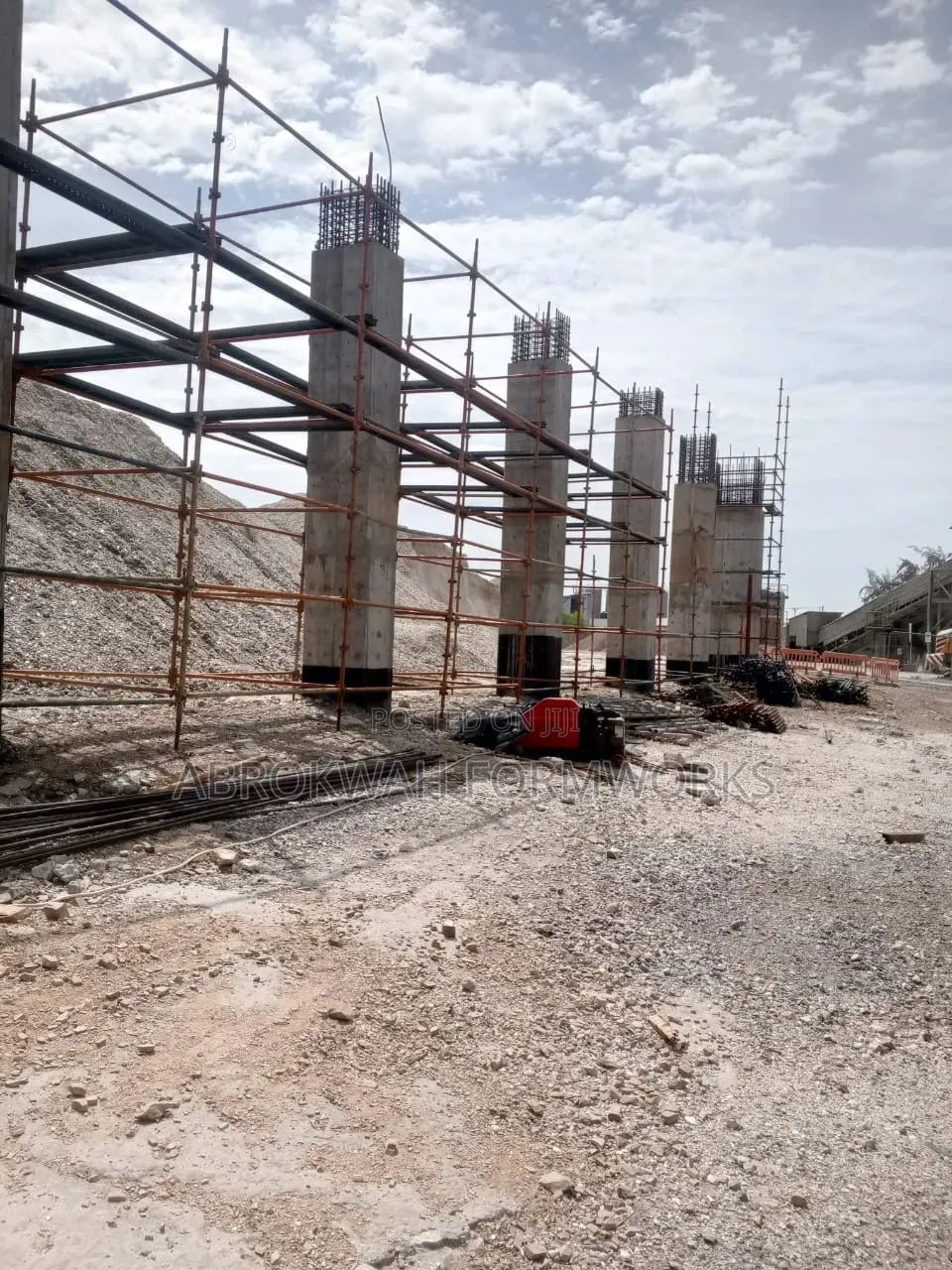 Plywood/Acro Jacks /Props/Retaining Wall/Lift Formwork /Tank /Decking