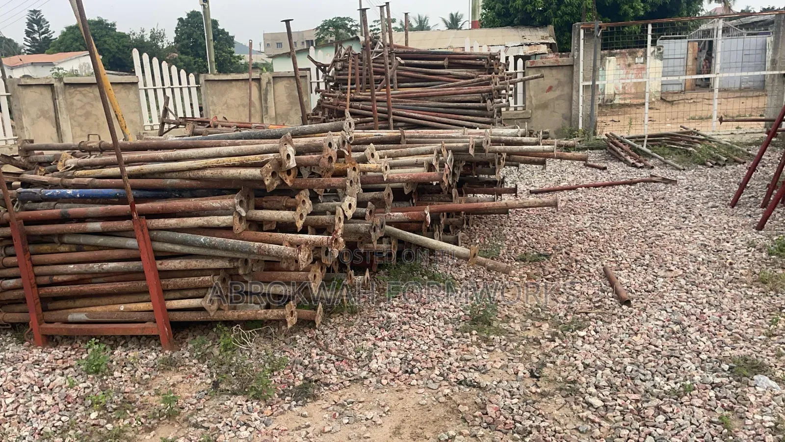 Plywood/Acro Jacks/Formworks /Scaffold/Decking /Column /Retaining Wall