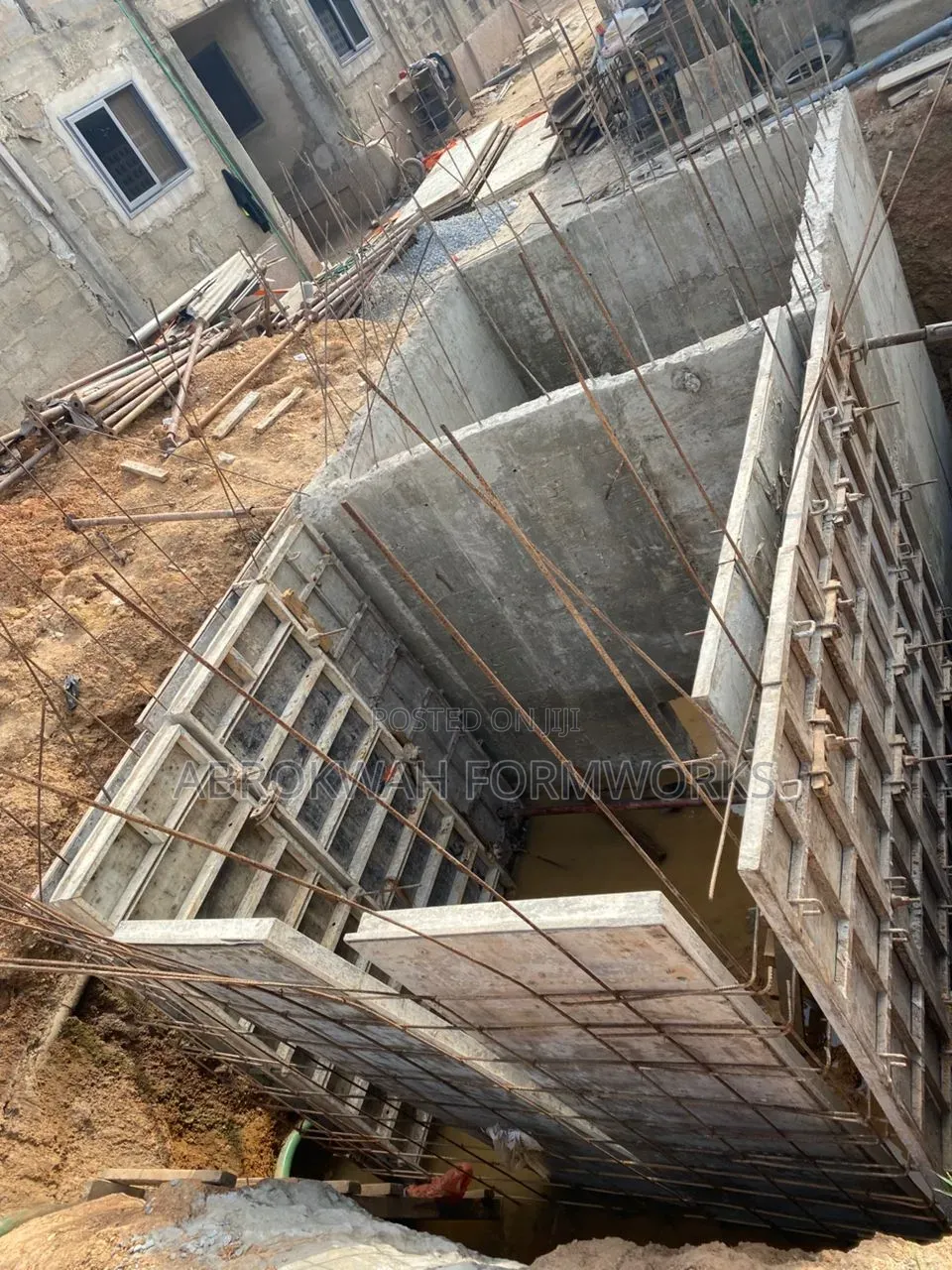 Plywood/Acro Jacks/Formworks /Scaffold/Decking /Column /Retaining Wall