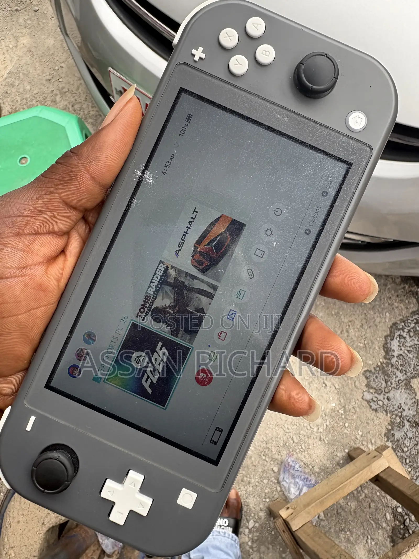 Nintendo Switch Lite Available on the Low Price.