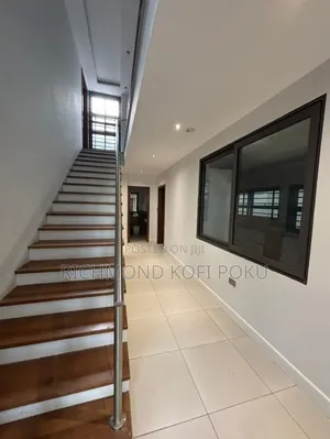 4bdrm House in Kofi'S Realty, Accra Metropolitan for sale