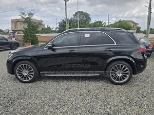 Mercedes-Benz GLE-Class 2024 Black