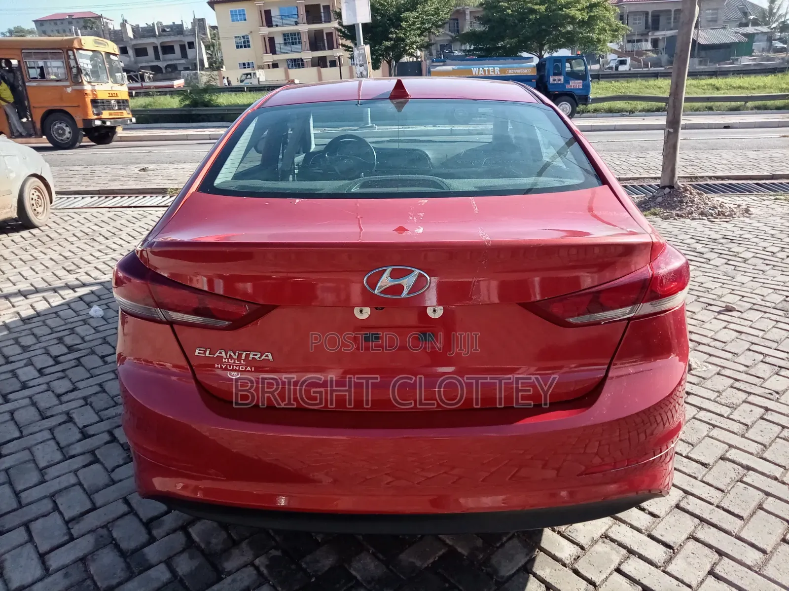 Hyundai Elantra 2017 Red