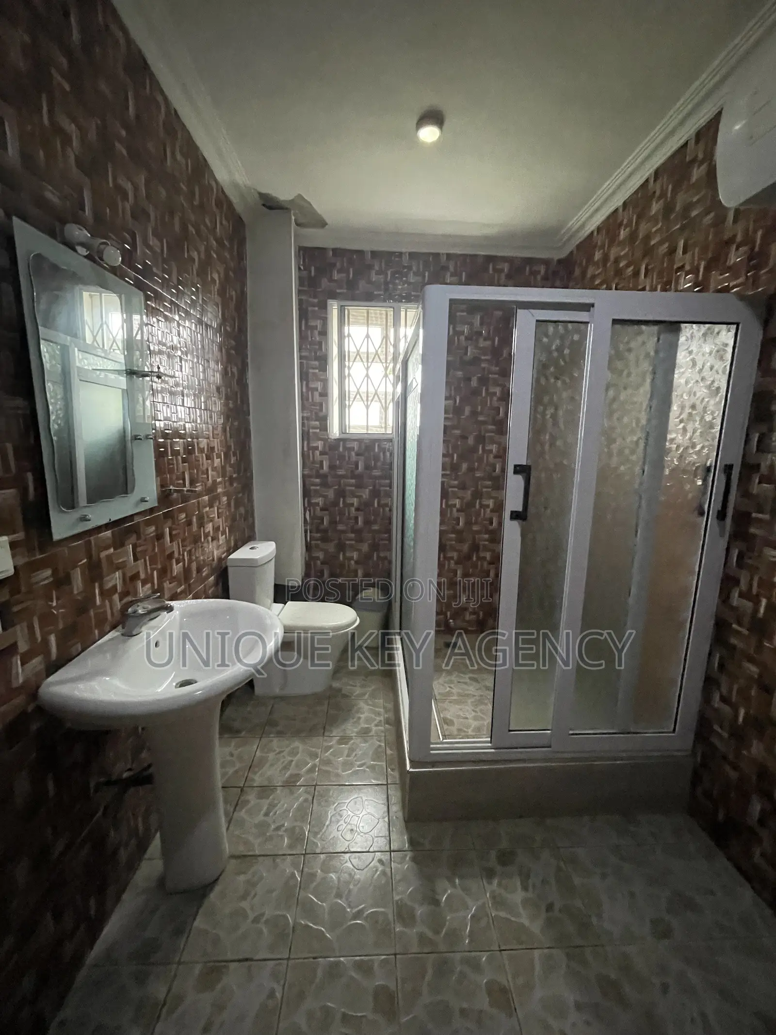2bdrm Apartment in Unique Key Agency, Spintex for rent