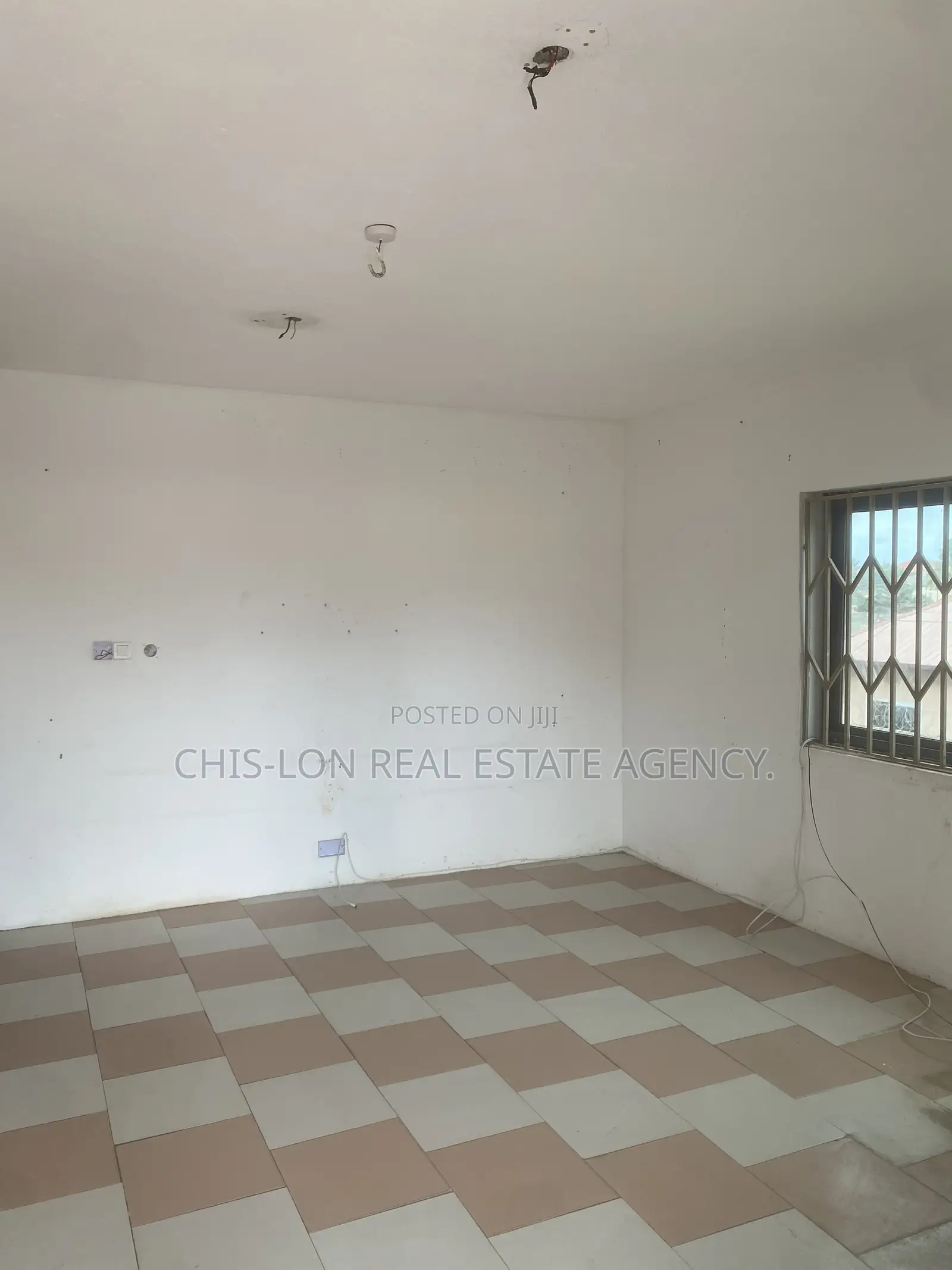 3bdrm Apartment in Chislon Broker’S, Ngleshie Amanfro for rent