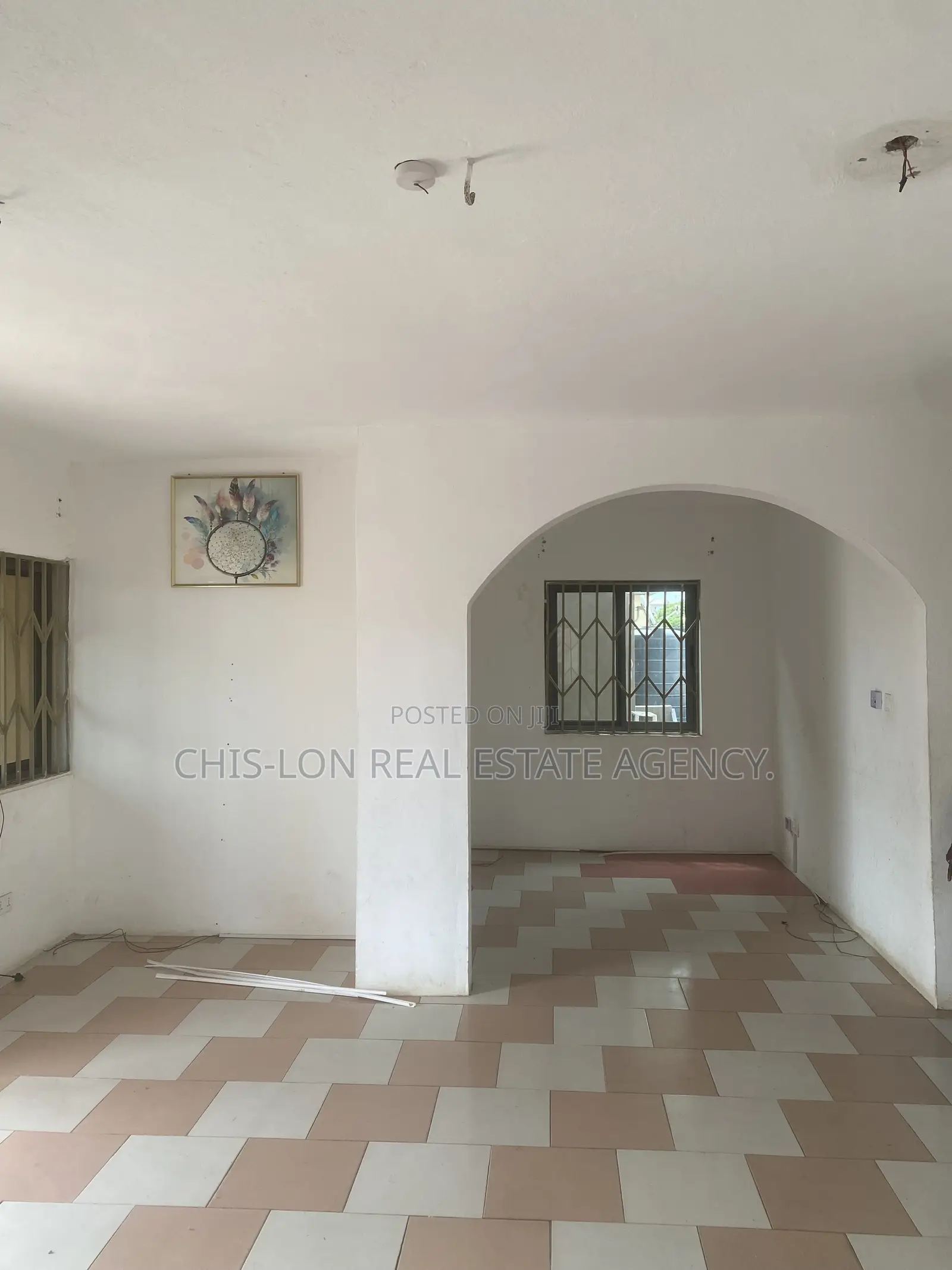 3bdrm Apartment in Chislon Broker’S, Ngleshie Amanfro for rent