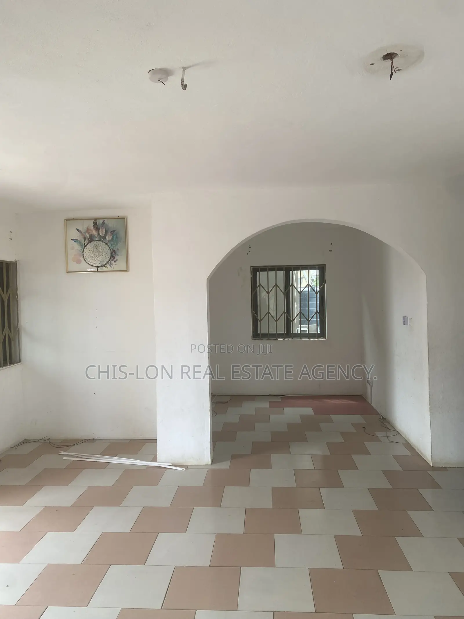 3bdrm Apartment in Chislon Broker’S, Ngleshie Amanfro for rent
