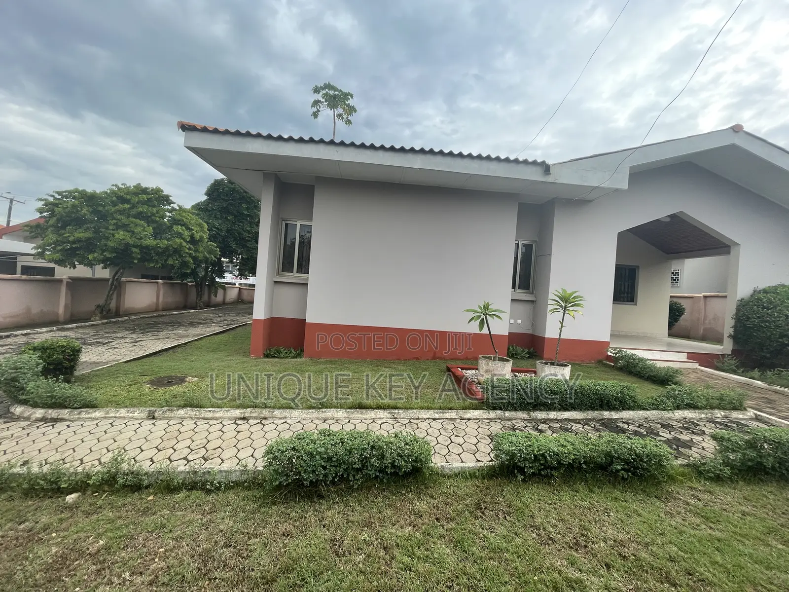 3bdrm Apartment in Unique Key Agency, Regimanuel Gray Estates for rent