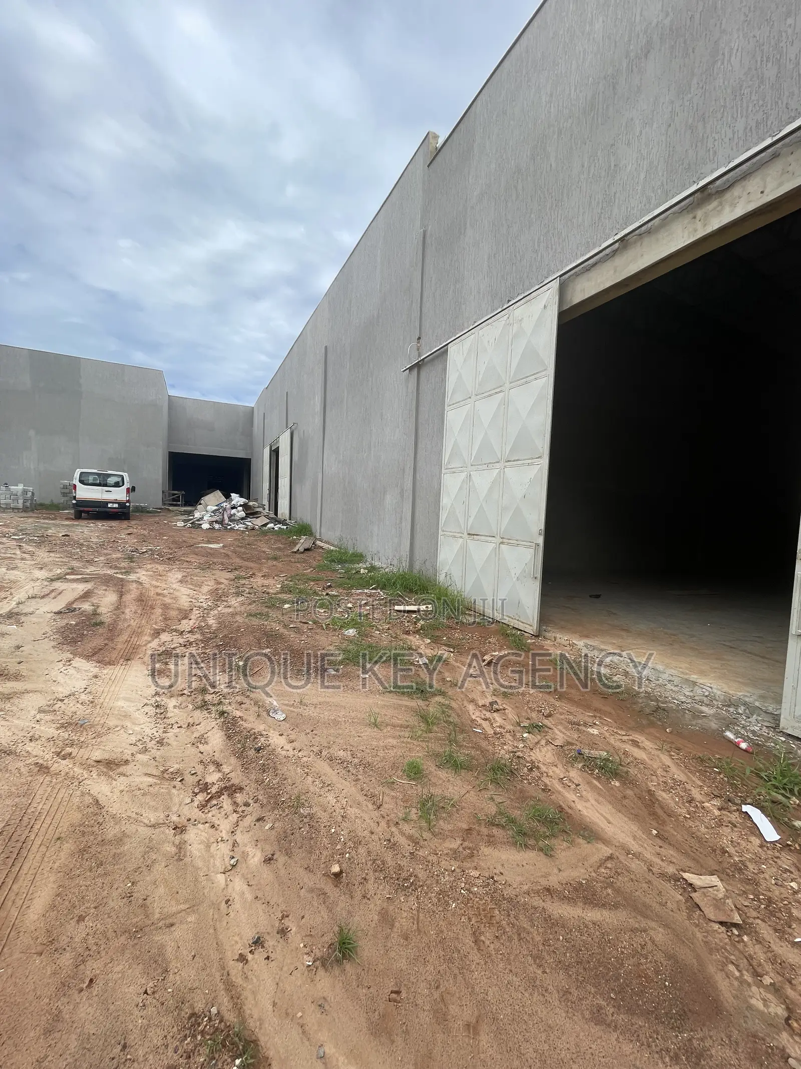 Newly Built Warehouses for Rent in Spintex