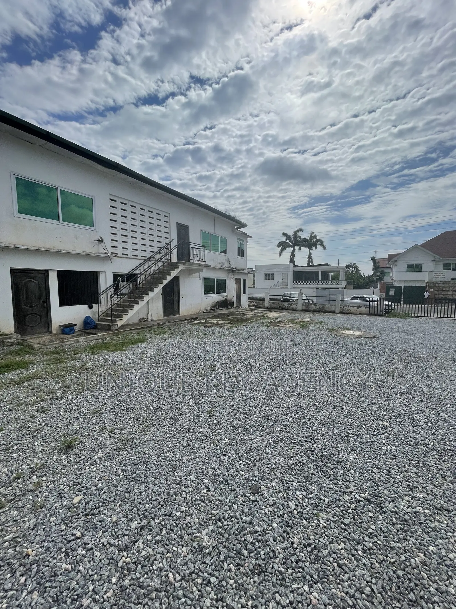 Commercial Property for Sale in Tesano