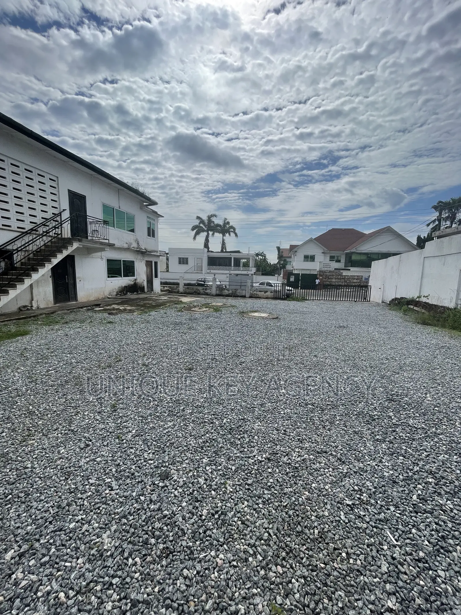 Commercial Property for Sale in Tesano