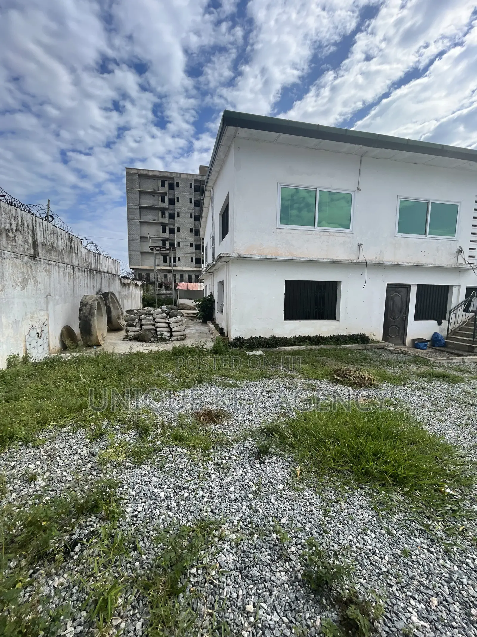 Commercial Property for Sale in Tesano