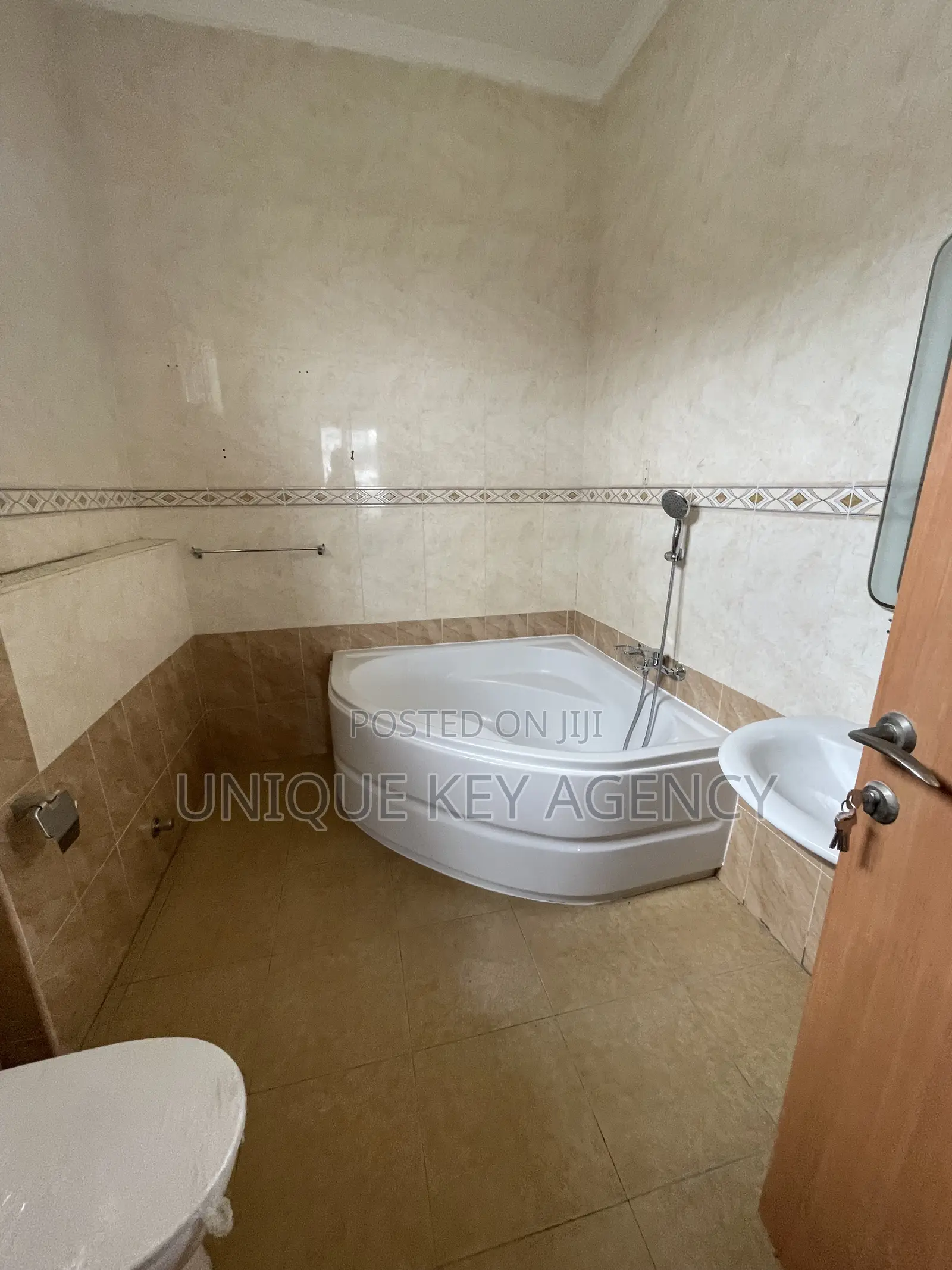 4bdrm House in Unique Key Agency, Cantonments for rent
