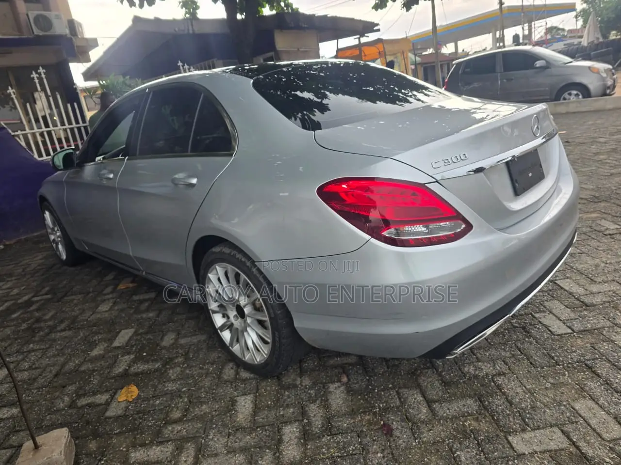 Mercedes-Benz C300 Base 4Matic Sedan AWD (2.0L 4cyl 7A) 2017 Silver