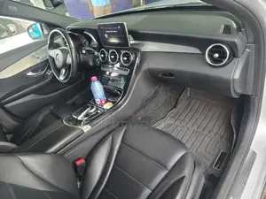 Mercedes-Benz C300 Base 4Matic Sedan AWD (2.0L 4cyl 7A) 2017 Silver