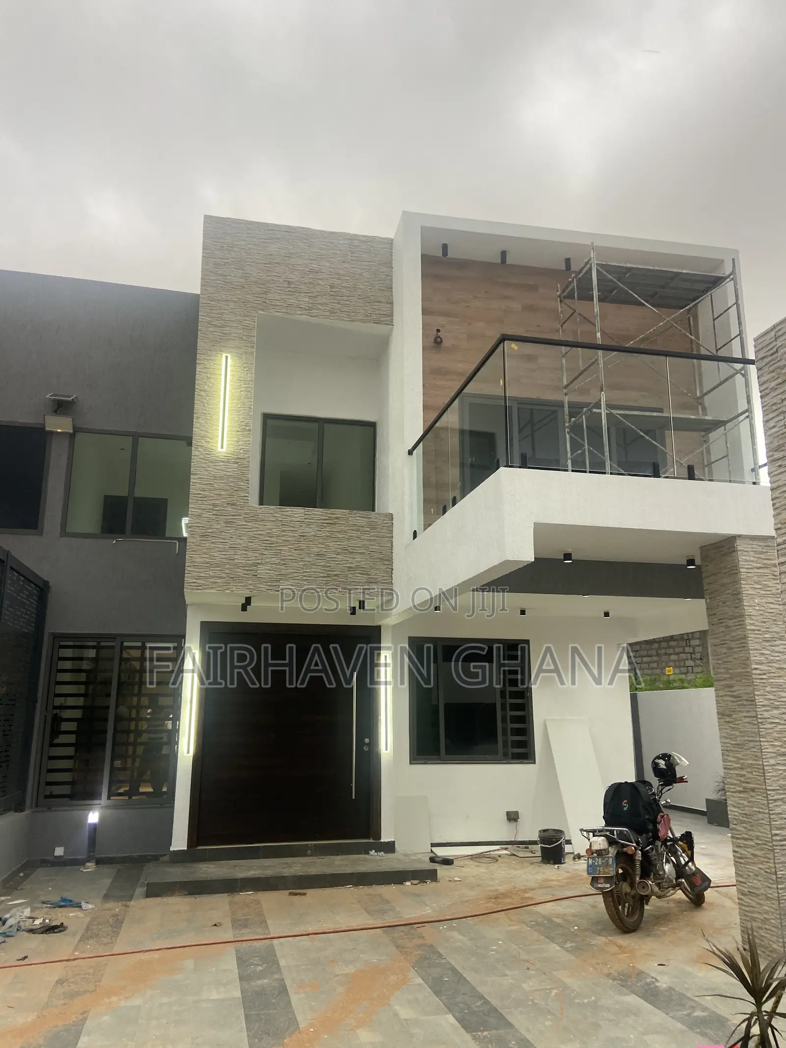 4bdrm Townhouse / Terrace in Fairhaven Properties, Tseaddo for rent