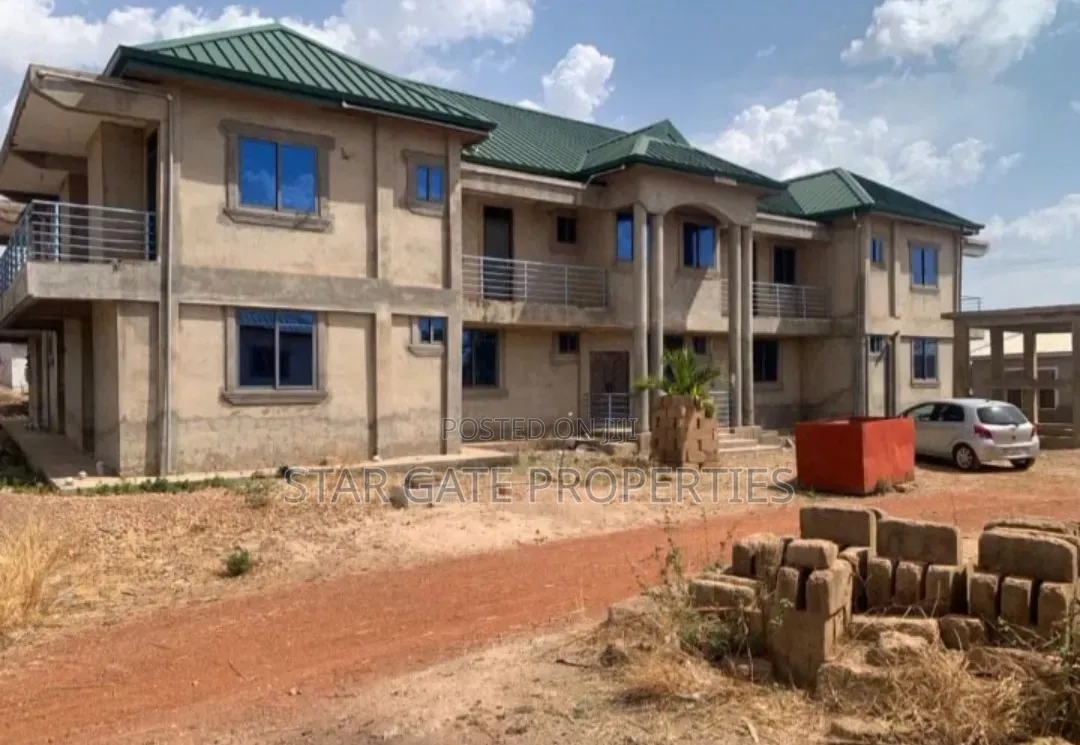 21 Bedrooms Hostel for Sale at Uds ( Wa Campus)