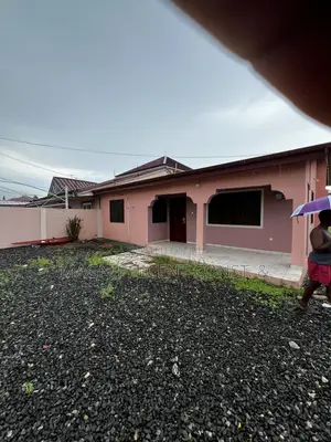 2bdrm House in Lakeside Estates, Ashaley Botwe for rent