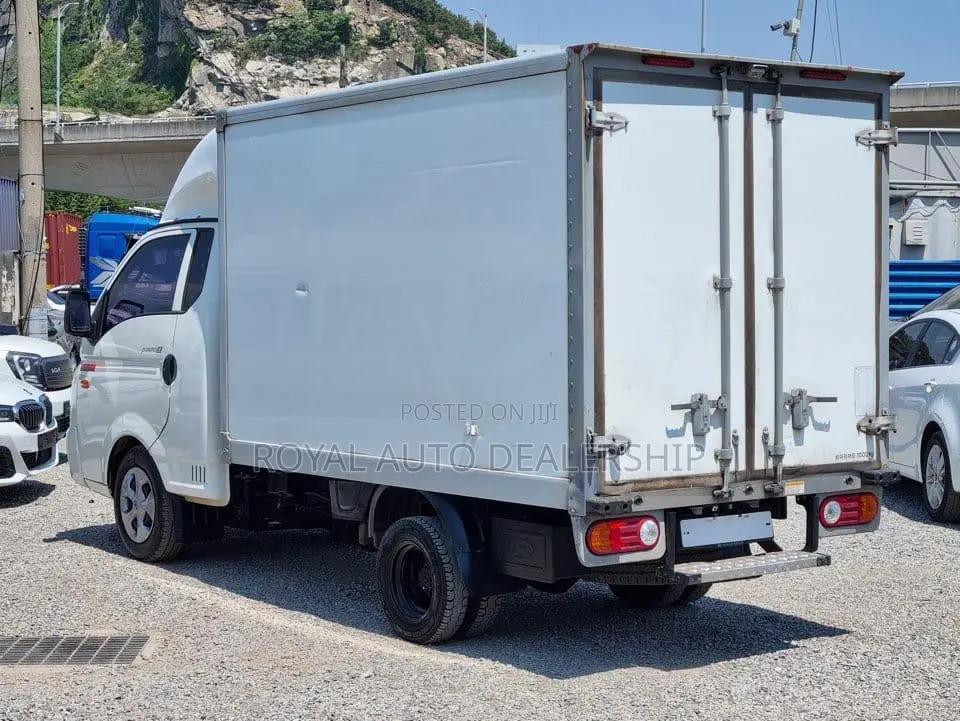 Hyundai Porter2 Freezer Box | 2018 Model