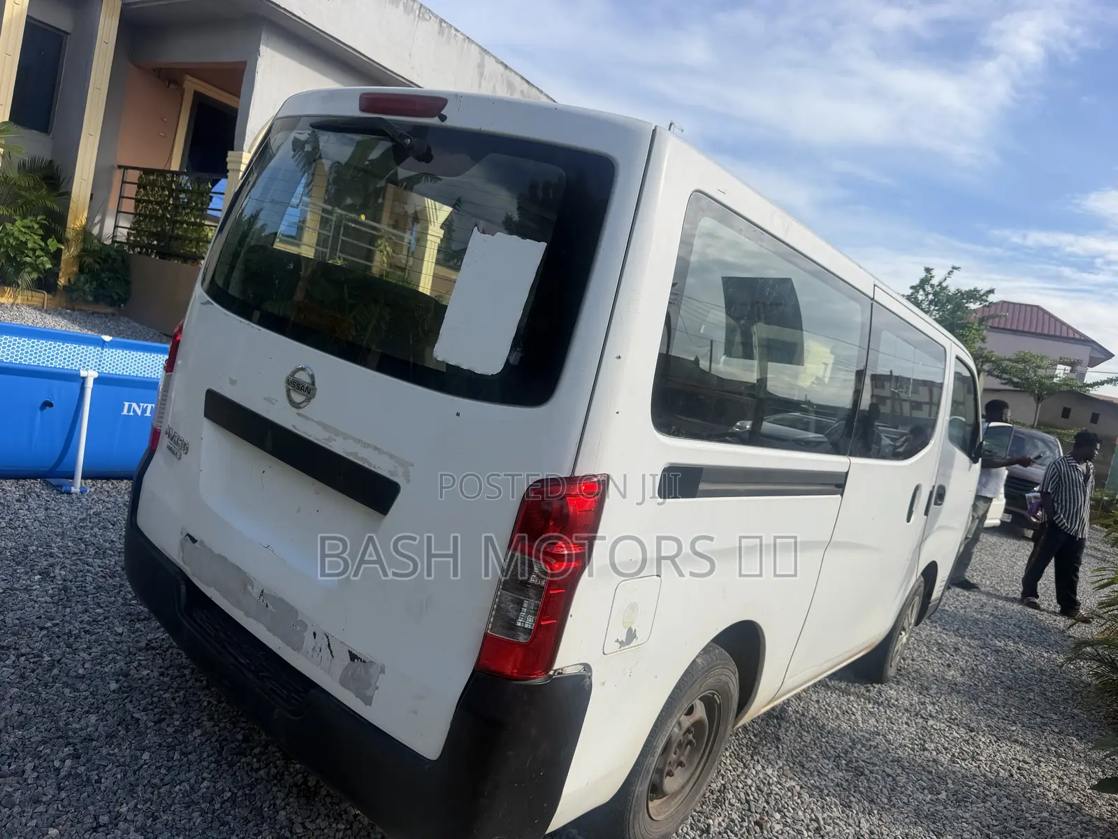 Nissan Caravan (Urvan) 2012 White