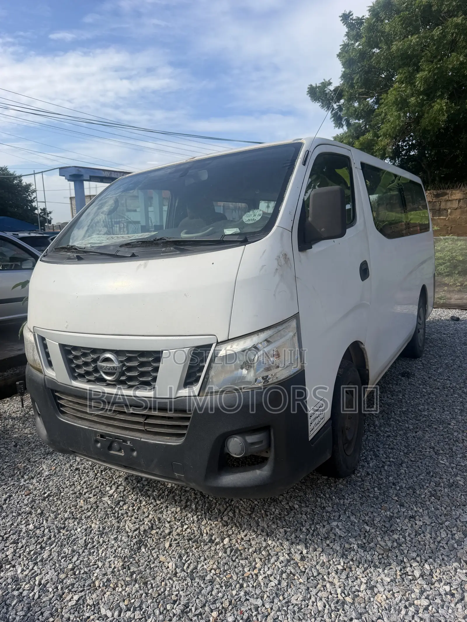 Nissan Caravan (Urvan) 2012 White