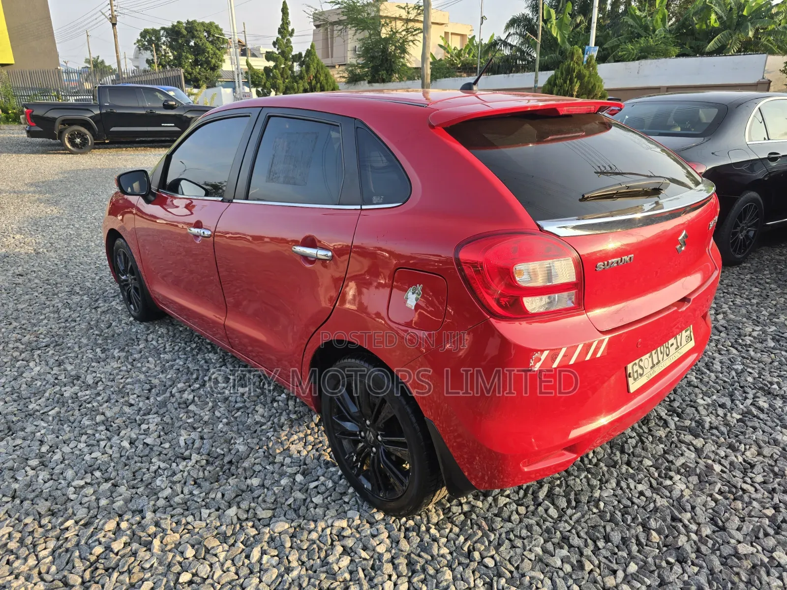 Suzuki Baleno 2017 Red