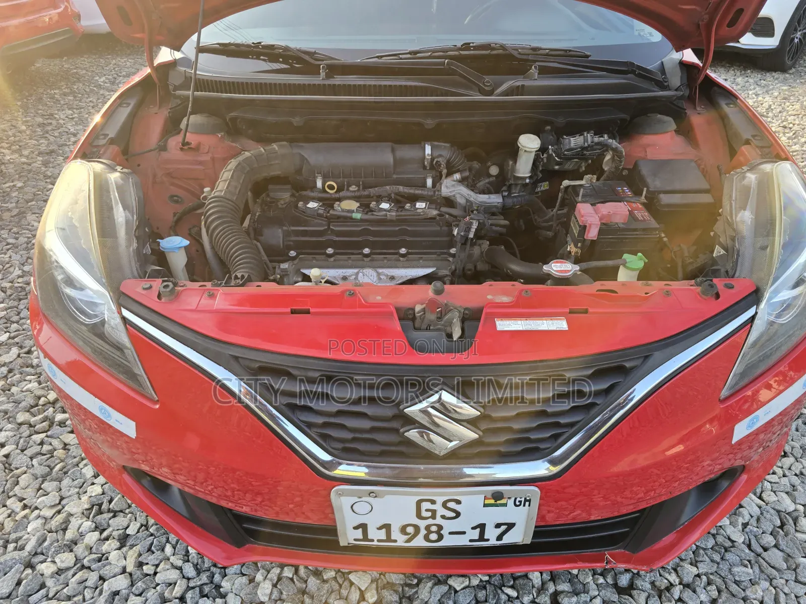 Suzuki Baleno 2017 Red