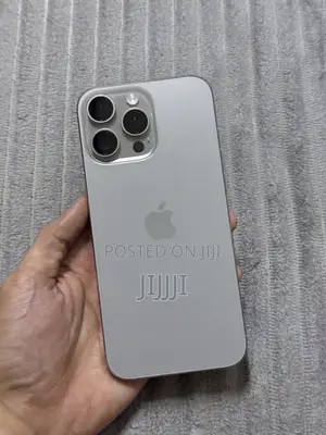 Apple iPhone 16 Pro Max 256 GB Silver