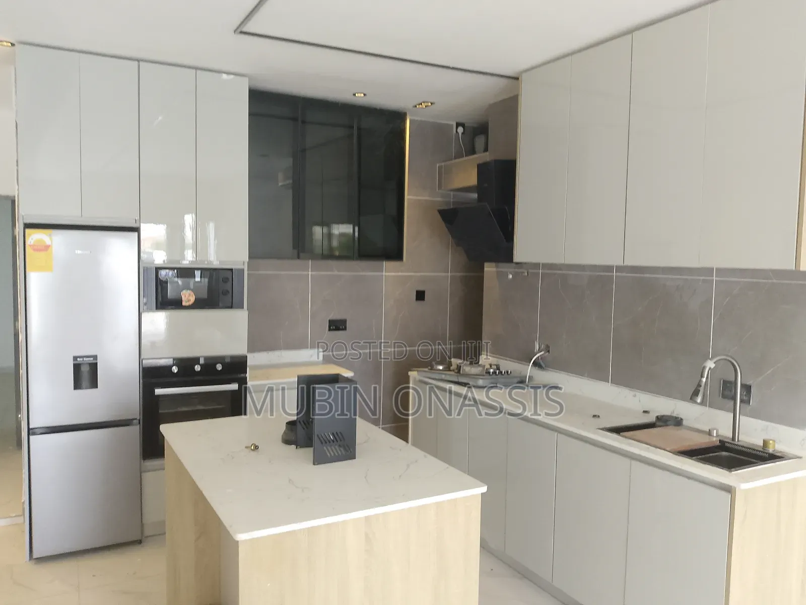 3bdrm House in Iterms Propartys, Accra Metropolitan for sale