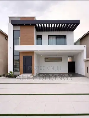 4bdrm Mansion in Adjiringanor, Adjiriganor for sale