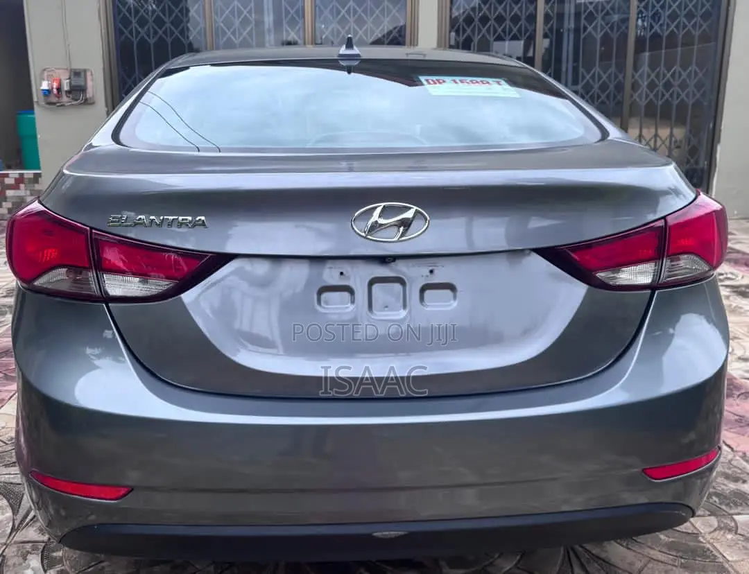 Hyundai Elantra 2016 Gray