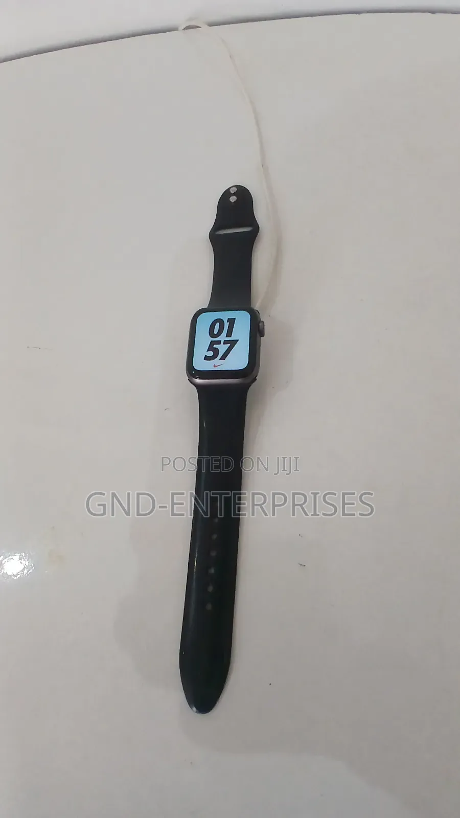Apple Watch Series 4 Nike Edition 40-Mm