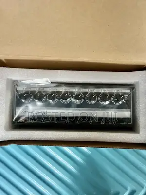 8-Channel Headphone Amplifier (Ha800)