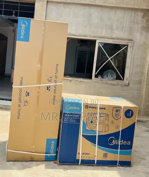 Sleek and Slim Midea 3.5hp Floor Standing Air Conditioner 