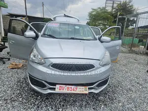 Mitsubishi Mirage 2017 Silver
