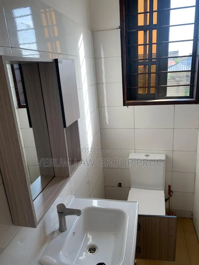 2bdrm Block of Flats in Pokuase for sale
