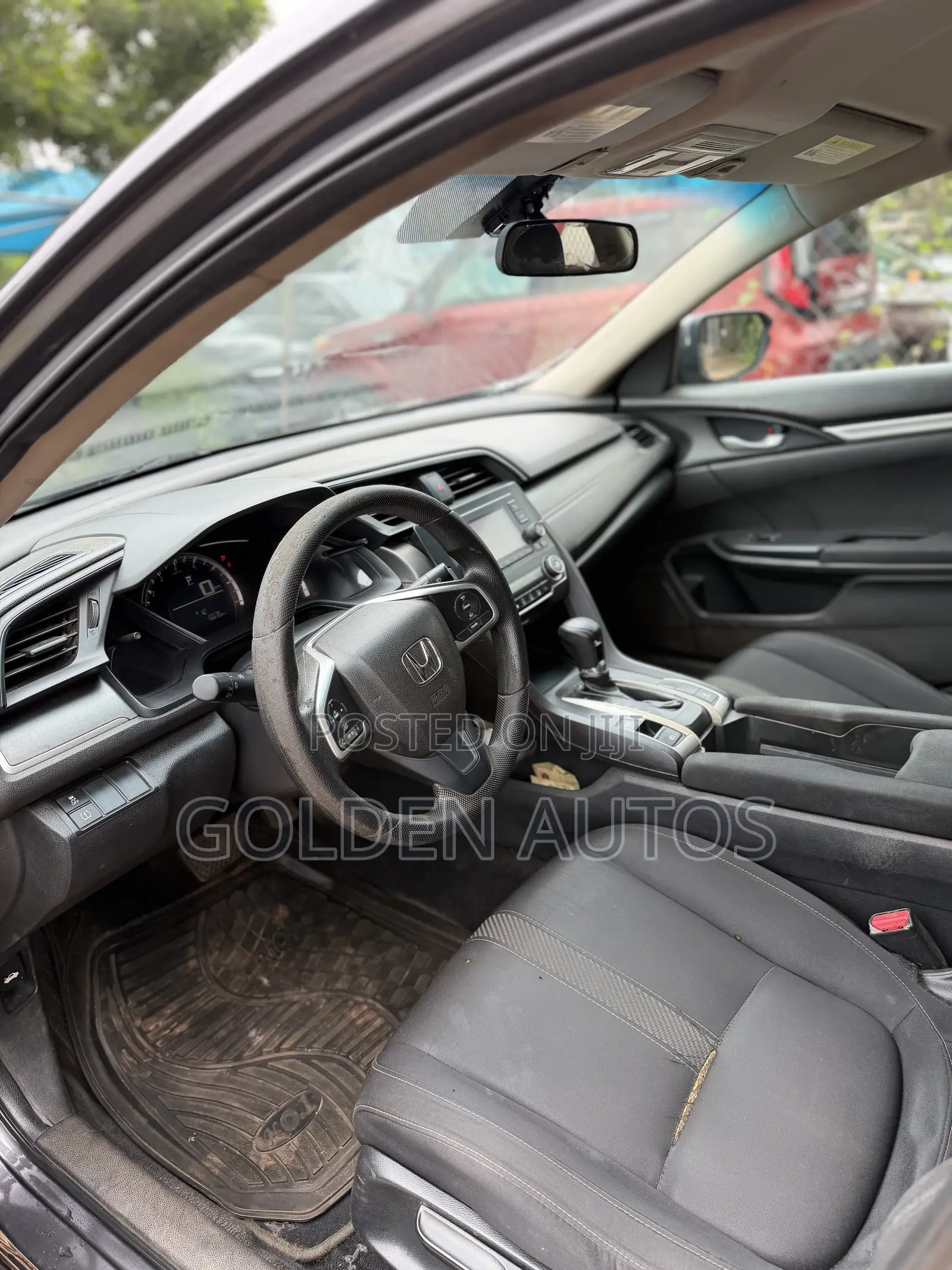 Honda Civic LX 4dr Sedan (2.0L 4cyl) 2017 Gray