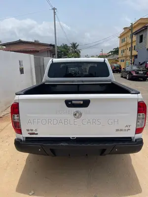 Dongfeng Rich 7 2022 White