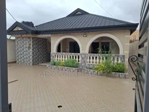 3bdrm House in Atasomanso, Kumasi Metropolitan for rent