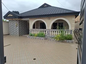 3bdrm House in Atasomanso, Kumasi Metropolitan for rent