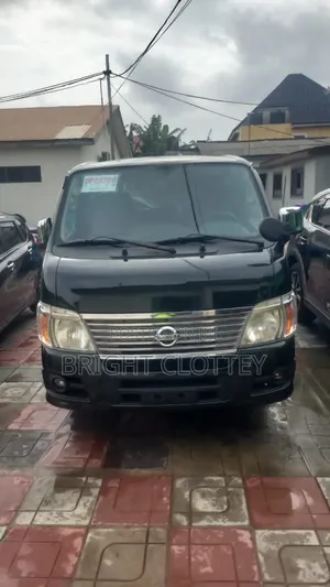 Nissan Caravan 2012 Black
